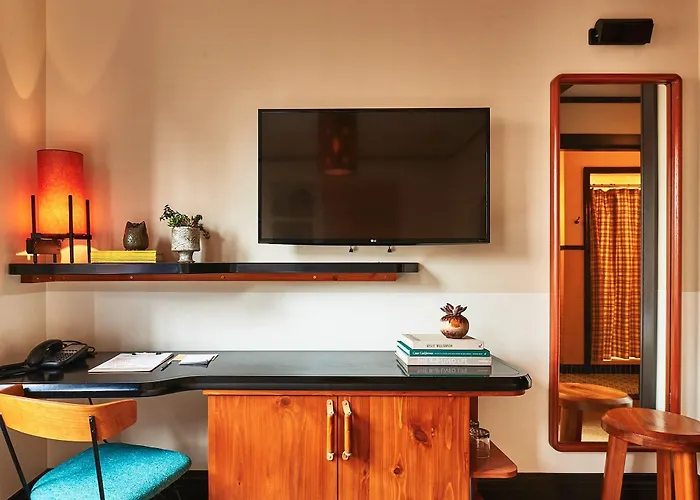 Premium King Room